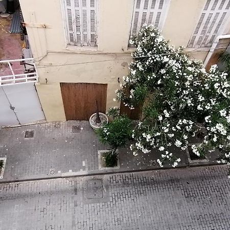 Shared Rooms Near Acropolis And Monastiraki Athen Exterior foto
